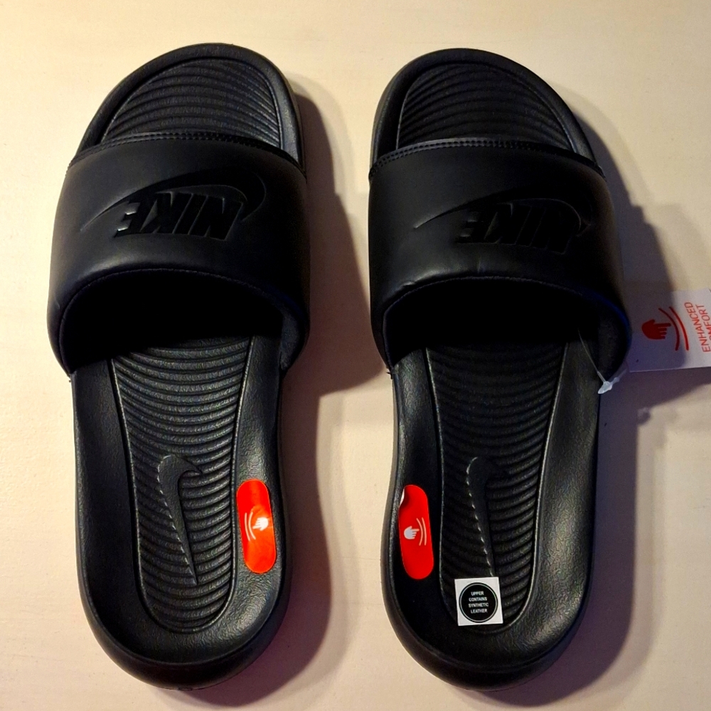 Nike slides, size 8, black
